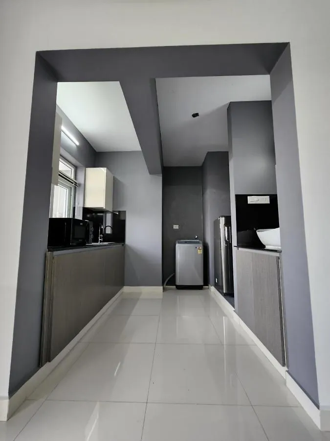 Gdc - Apartment Suites Kochi Ξενοδοχείο με διαμερίσματα